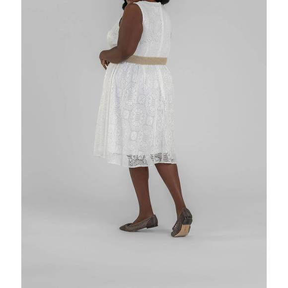 NEW MAGGY LONDON lani dress in white - Picture 2 of 5